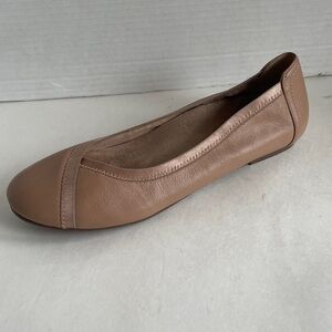 Vionic Caroll shoes 8 Ballet Flat Shoe Tan Beige